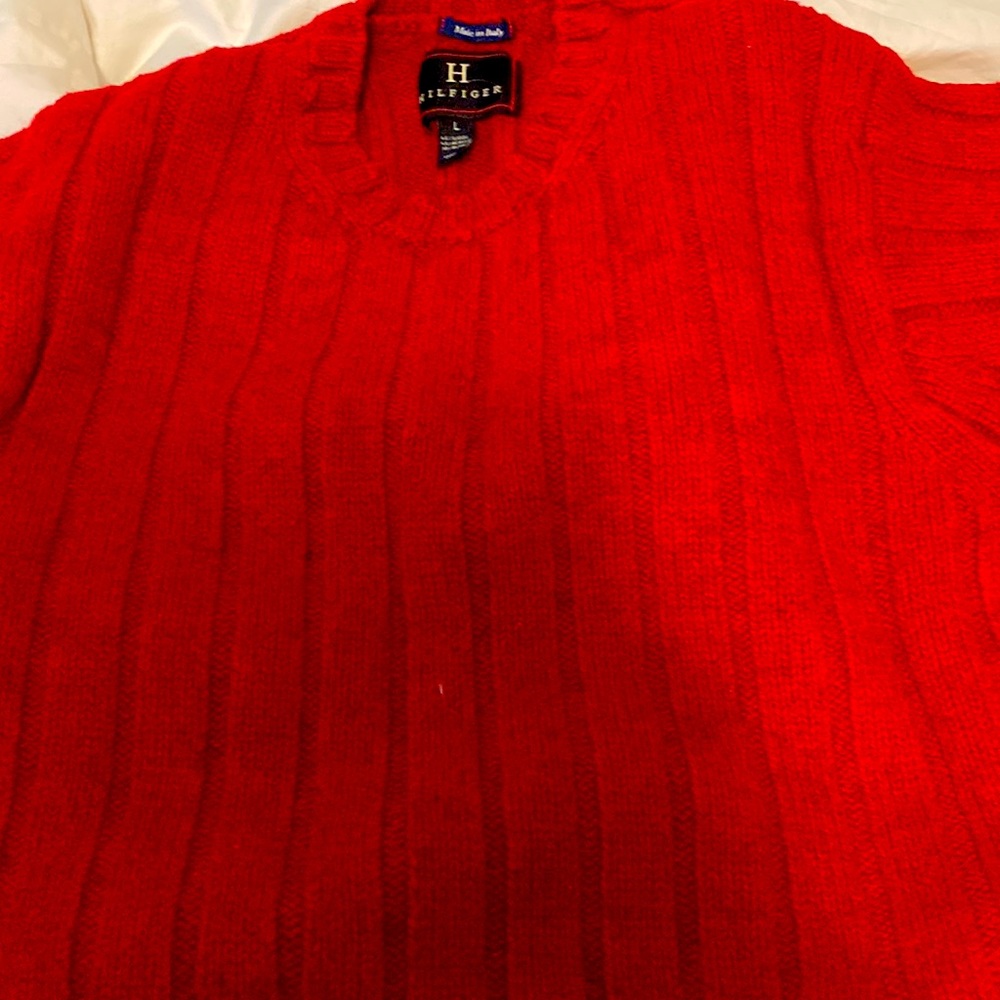 Sweater- Tommy Hilfiger large size red